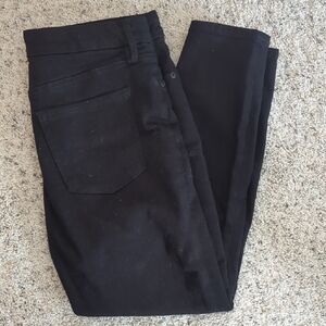 Good American Black Crop Jeans